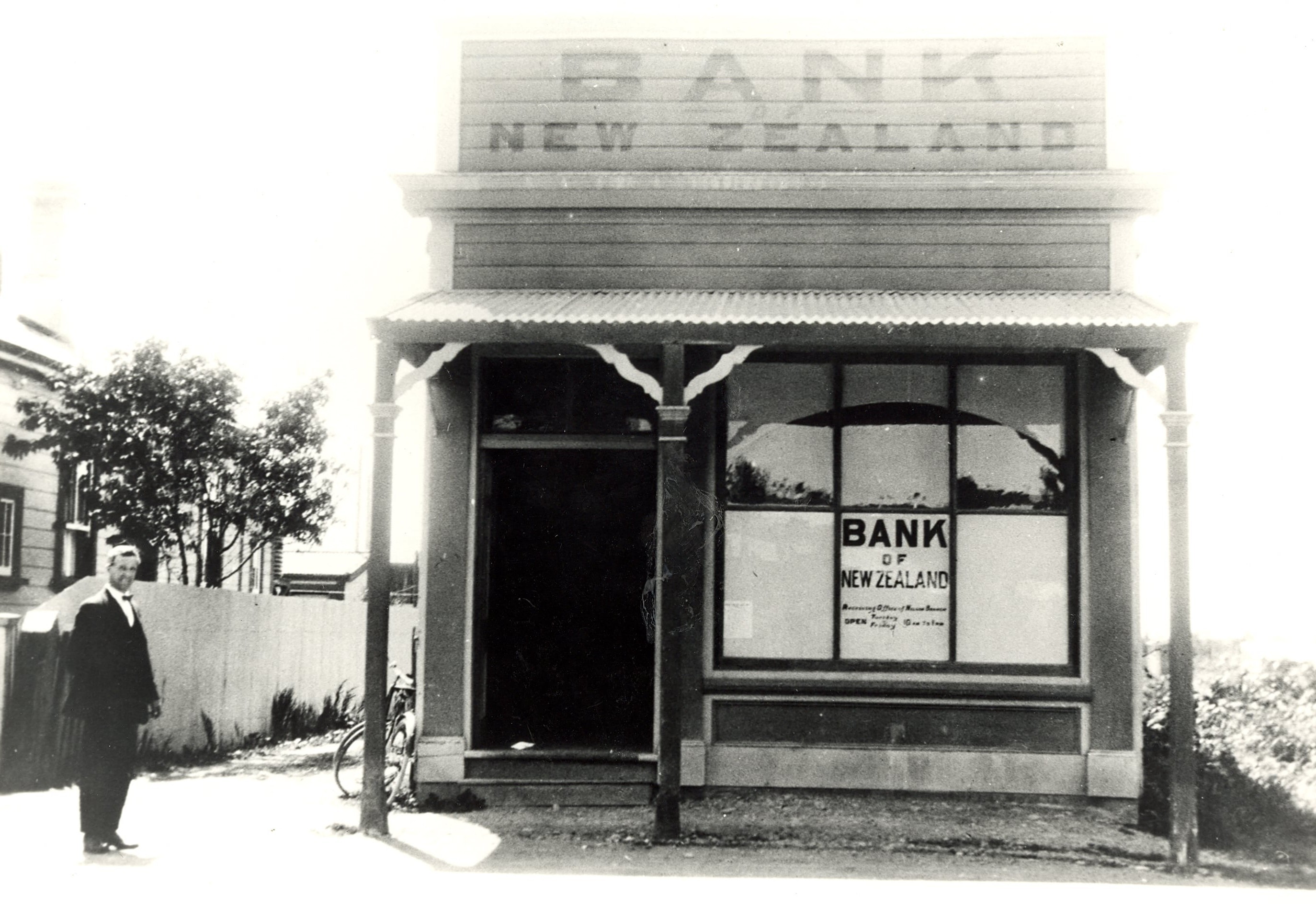 Black and white photo of the small wooden Wakefield Agency building in 1937.